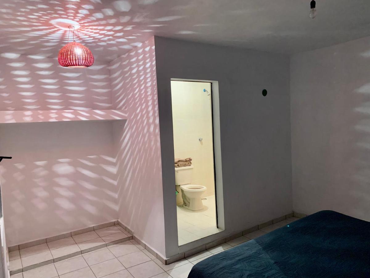 塔斯科·德·阿拉尔孔 Casa Mila酒店 外观 照片